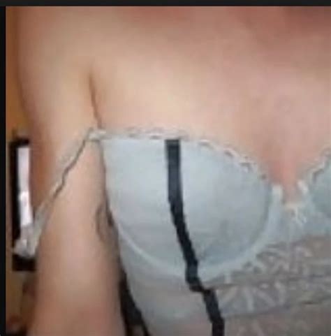 Crossdressing Sissy Having Fun Nude Pics Xhamster