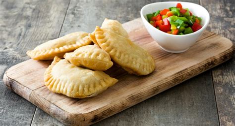 Diferentes Y Espectaculares Empanadas De Pollo Al Verdeo Blog Facilitas