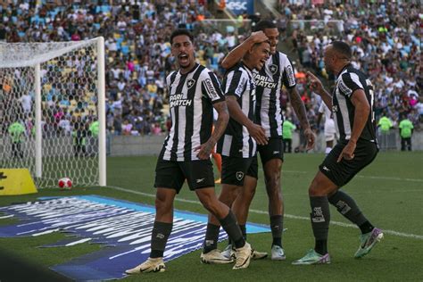 Análise eliminado do Carioca Botafogo consegue vitória irônica