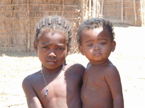 Enfants En D Tresse A E M Aide Aux Enfants Malgaches