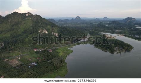 Sunset View Timah Tasoh Dam Within Stock Photo 2173246391 Shutterstock