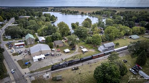 Nickel Plate Road Nkp 765 Leads The American History Train At