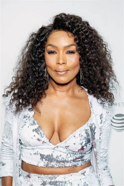 Angela Bassett Long Curls Artofit