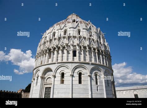 The Baptistery At Piazza Del Duomo Pisa Italy Stock Photo Alamy