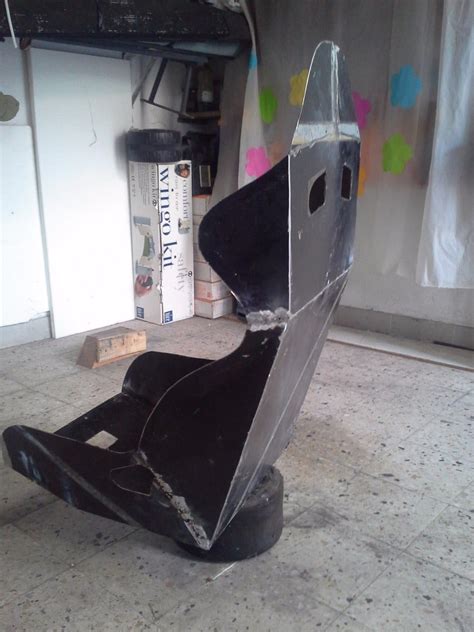 Bucket Racing Seat : 4 Steps - Instructables