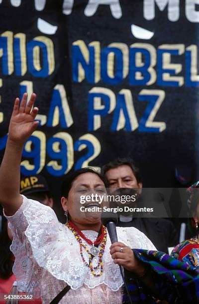 40 Nobel Peace Prize Winner Rigoberta Menchu Stock Photos High Res
