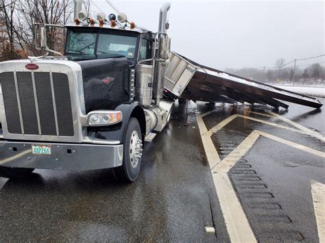 Off Ramp From Interstate 495 South To Route 9 In Westborough Closed