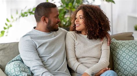 11 Expert Tips On How To Increase Physical Intimacy In A Relationship