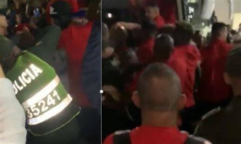 Video Brutal Pelea Entre Jugadores Del América Y La Policía De Barranquilla Fútbol Colombiano