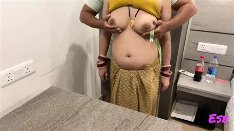 Tharki Tailor Ne Dikhaya Apna Rang Aur Bahane Se Maarli Bhabhi Ki Choot Xhamster