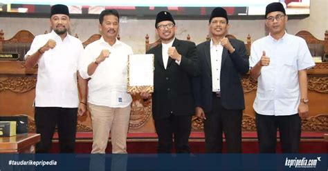 Ranperda Apbd Tahun Anggaran Disahkan Dprd Batam Sebesar Rp