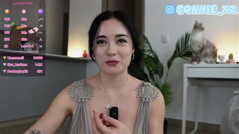 Beautiful Latina Sonnie