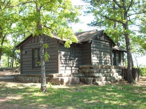 Check Into Your Robbers Cave State Park Cabin Or Lodge Room On Sunday