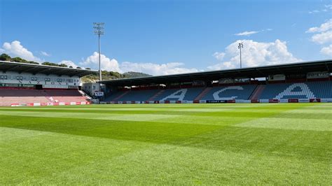 Sports VIDEO Football Ligue 2 le stade de l AC Ajaccio rebaptisé