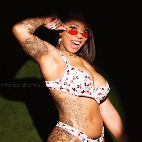 Hot Sexy Lul Benzie Bikini Pics