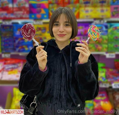 11 Hot Photos By Wonder Molly Known As Wonder Molly