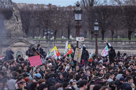 En Direct Réforme Des Retraites Au Moins 217 Interpellations Après