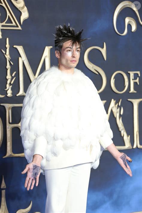 Photo Ezra Miller à La Première Première Du Film Les Animaux