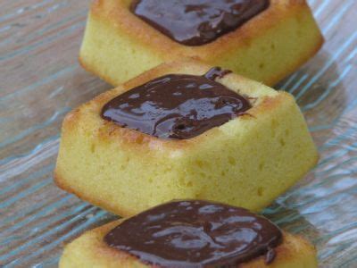 Savarins à la noix de coco et sa ganache au chocolat Recette Ptitchef