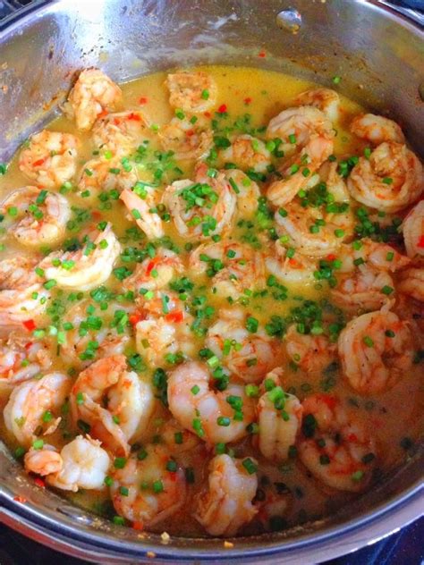 Garlic Shrimp In A White Wine Cream Sauce Vegetarian Recipes Food