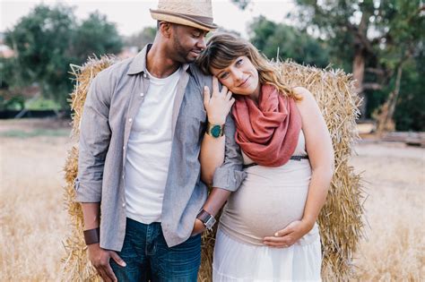 How To Plan Your Maternity Photo Session