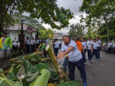 Peduli Lingkungan Lantamal XII Bersama Dinas PUPR Kota Pontianak