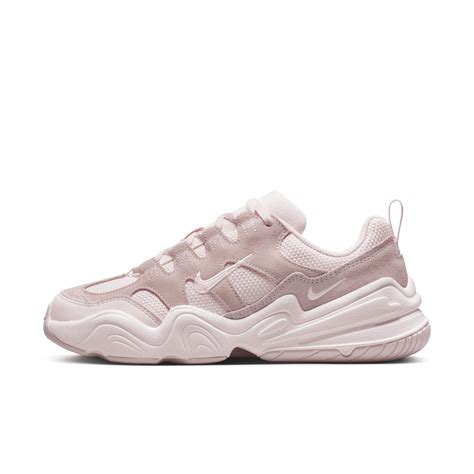 Nike Tech Hera Shoes In Pink Lyst