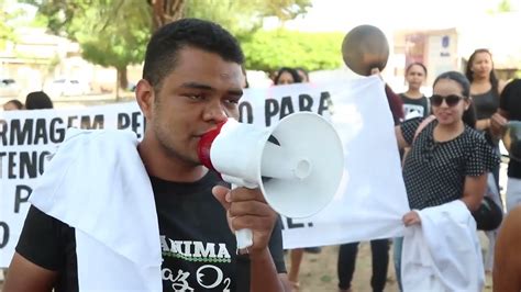 Enfermeiros De Balsas Protestam Contra Suspens O Do Pagamento Do Piso