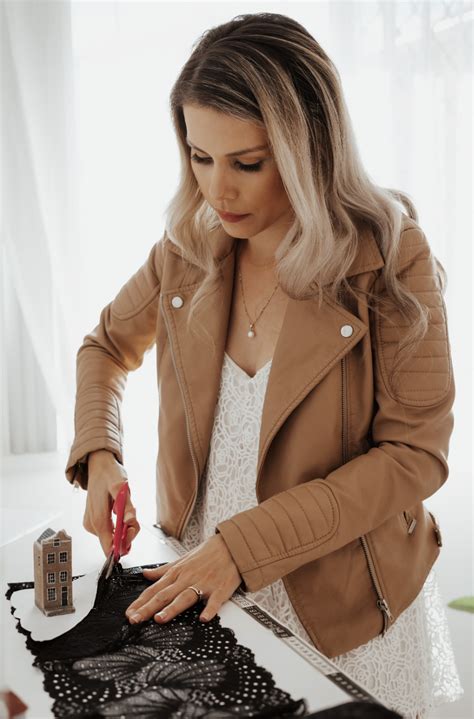 Lazy Girl Lingerie Founder Cassandra Pons On Creati National Indigenous Times