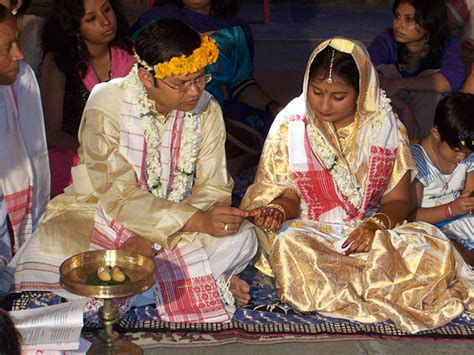 Assam Wedding Traditions Rituals And Customs Utsavpedia