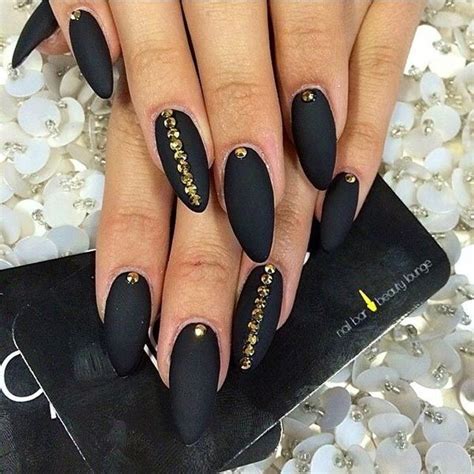 Sassy Black Nail Art Designs To Add Spark To Your Bold Look Nails