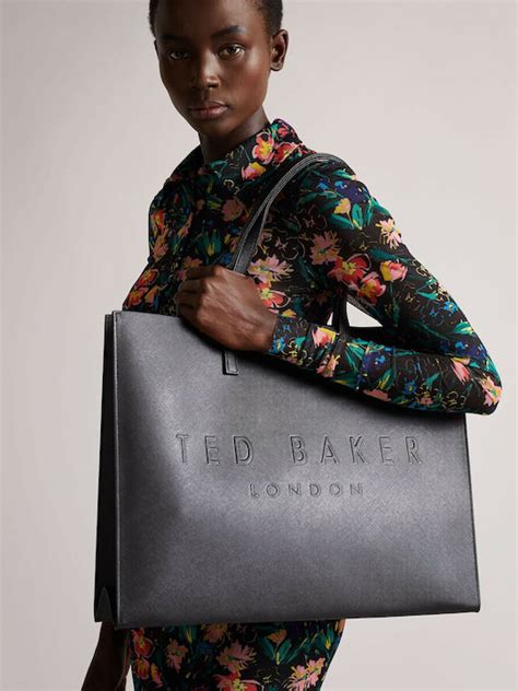 Ted Baker Skroutz