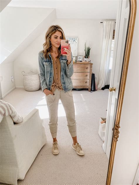 Casual Mom Outfits For Fall Lauren Mcbride