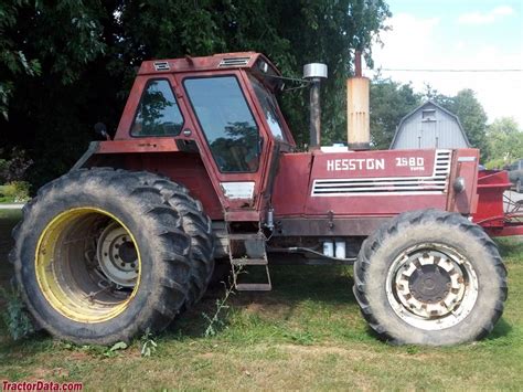 Hesston 1580 Tractor Photos Information