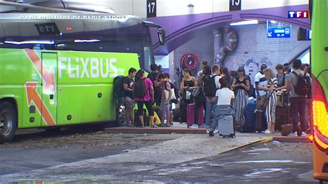 Gare routière de Paris Bercy les bus affichent complet