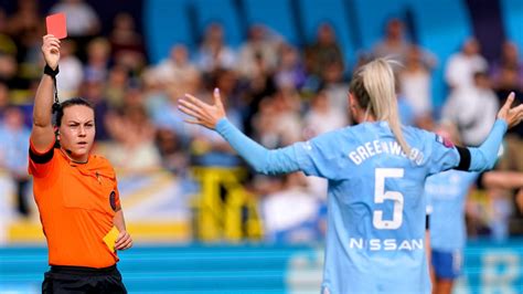 Man City Women 1 1 Chelsea Women Alex Greenwood And Lauren Hemp Sent