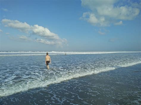 Pantai Seminyak Tiket Fasilitas Dan Daya Tarik Desember