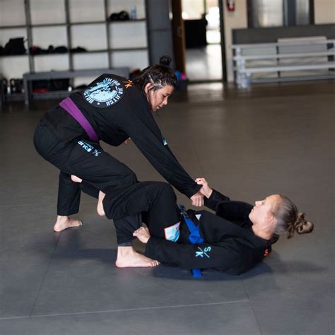 Reasons Women Should Train Brazilian Jiu Jitsu Easton Training Center