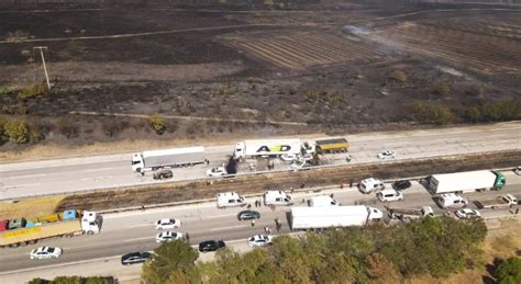 Edirne de zincirleme trafik kazası 2 ölü 35 yaralı