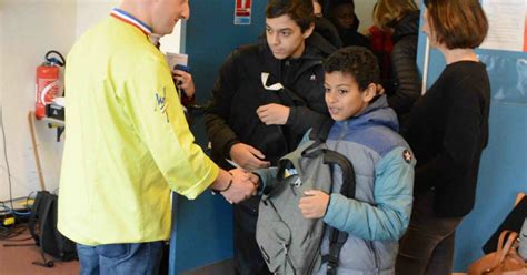 Grenoble Au collège Olympique les fruits et légumes à lhonneur