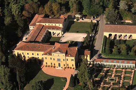 Muvec Museo Veneto Delle Campane Le Vetrine Di Sandrigo