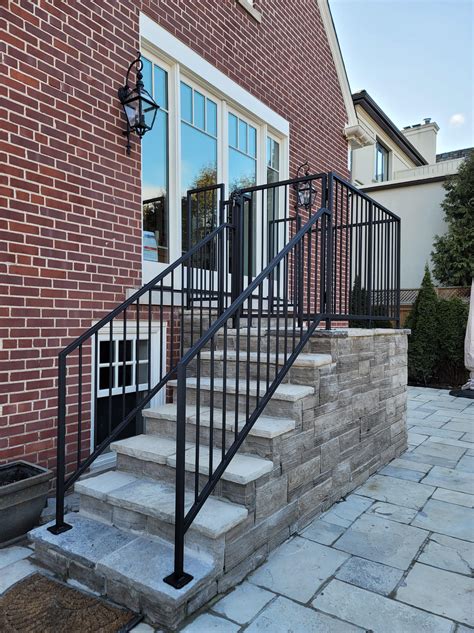 Outdoor Porch Railing Designs from Wood, Wrought Iron, and Steel