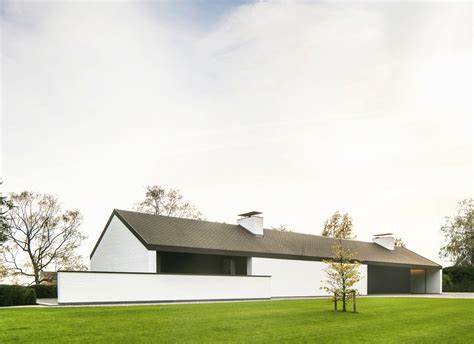 Gabled Roof Linear House Villa Ntt By Steven De Jaeghere Up Interiors