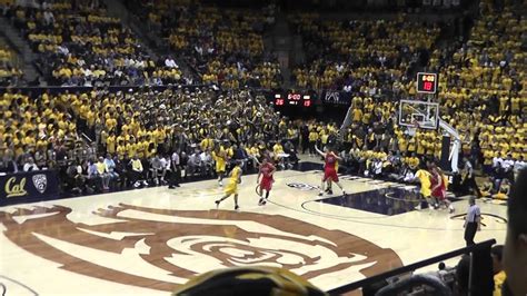 Cal Men S Basketball Upsets 1 Arizona The Bears Go Up 9 In The First