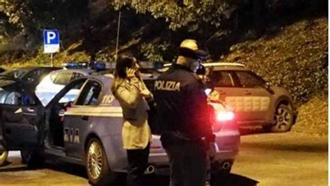 Perugia Donna Trovata Morto Nel Parcheggio Pellini