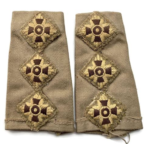 Ww British Army Officers Cloth Slip On Epaulette Insignia Pips Pair