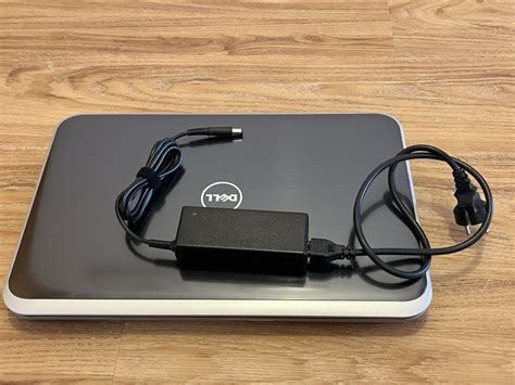 Prenosnik Dell Inspiron R17