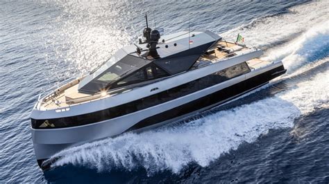 The Wally WHY200 Is a Sleek 89-Footer With the Space of a Superyacht ...