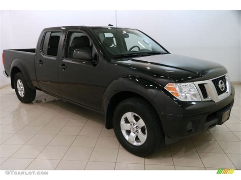 Super Black Nissan Frontier Sv Crew Cab X Photo