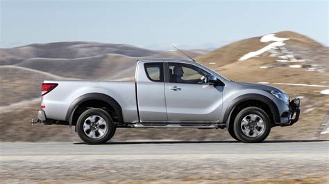 Isuzu to build new pickup truck for Mazda